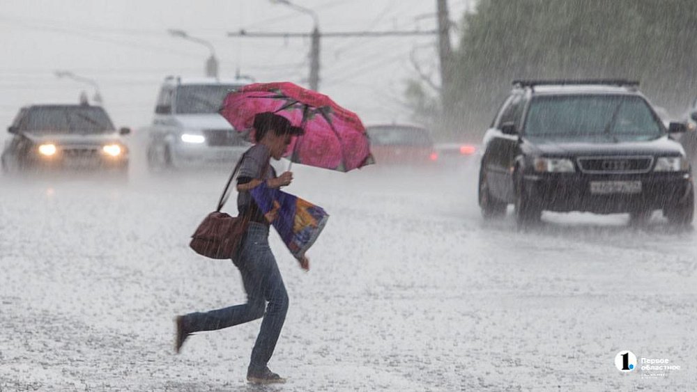 Штормовое предупреждение из‑за ливней и крупного града объявили в Челябинской области