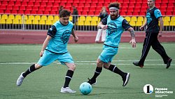 Спорт во благо — в Магнитогорске провели благотворительный футбольный матч