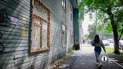 В центре Челябинска появилась новая заброшка, на ее месте возведут семиэтажку