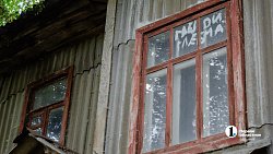 В центре Челябинска появилась новая заброшка, на ее месте возведут семиэтажку