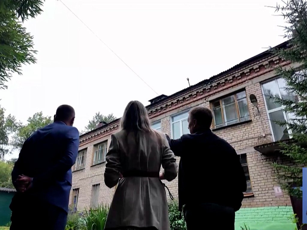 Новый асфальт для маленьких золотых: в детских садах Златоуста создают безопасные площадки для игр