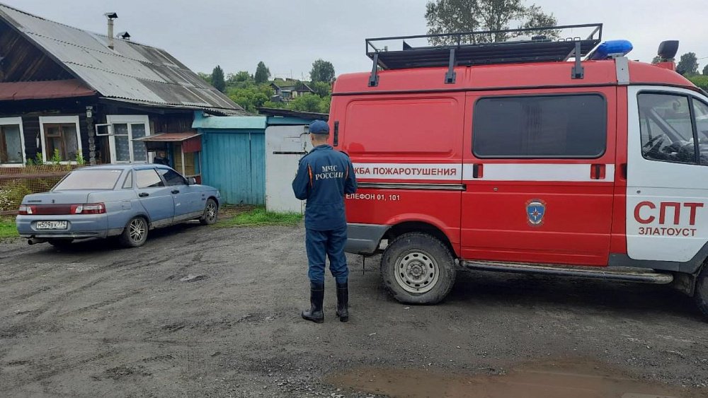 Вода ушла от домов в поселке Магнитка