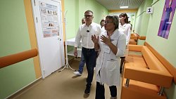 В селе Октябрьском завершается капремонт районной больницы