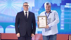 В Челябинске наградили выдающихся строителей