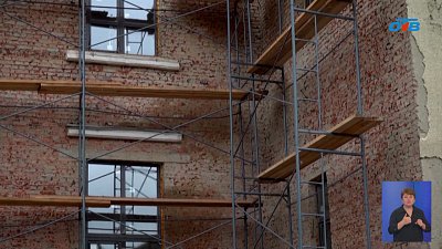 В поселке Энергетиков обновляют Дом культуры