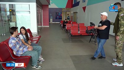 Какое кино сняли в аэропорту? — в сюжете «Съемки фильма „Полетишь“»