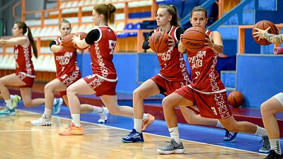 Стали известны участники баскетбольного турнира памяти Юрия Перминова