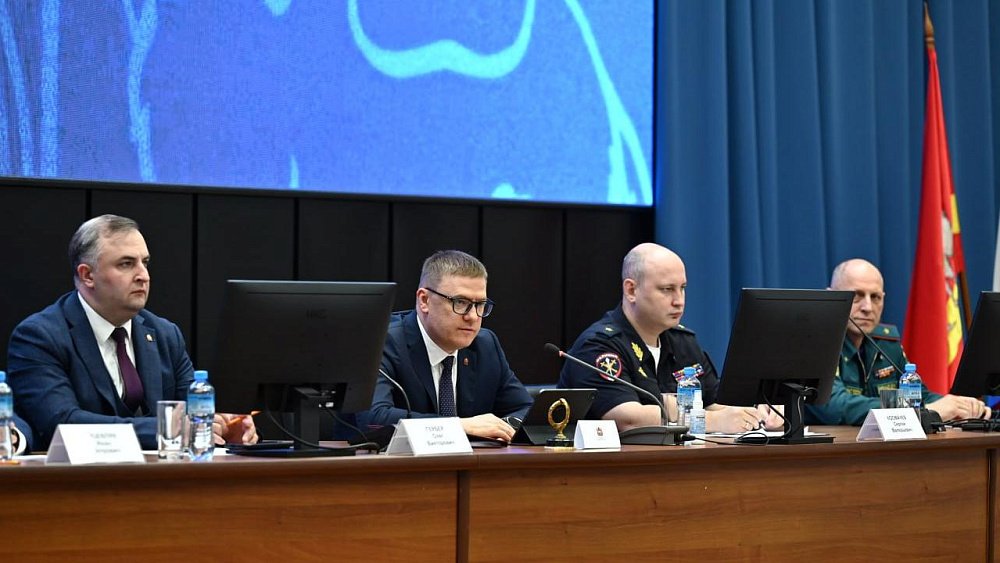 Алексей Текслер поручил обеспечить безопасность избирательных участков в дни выборов