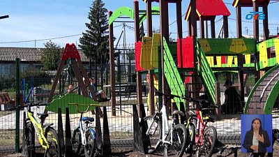 В Нязепетровске появилась новая детская площадка