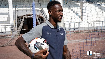 Ивуариец Вильфрид Эза принес победу ФК «Челябинск» в матче с «Волгой»