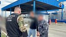 Челябинского таможенника арестовали за превышение должностных полномочий и взятку