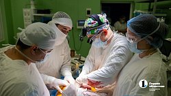 Челябинские хирурги вырезали у пациентки гигантскую аневризму сонной артерии