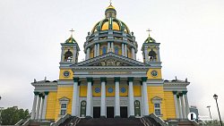 В Челябинской области освятили мед нового сбора