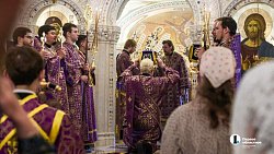 В Челябинской области освятили мед нового сбора