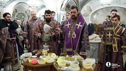 В Челябинской области освятили мед нового сбора