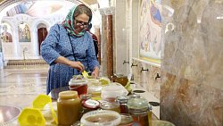 В Челябинской области освятили мед нового сбора