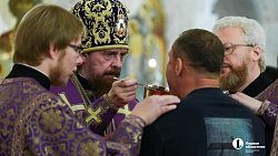 В Челябинской области освятили мед нового сбора