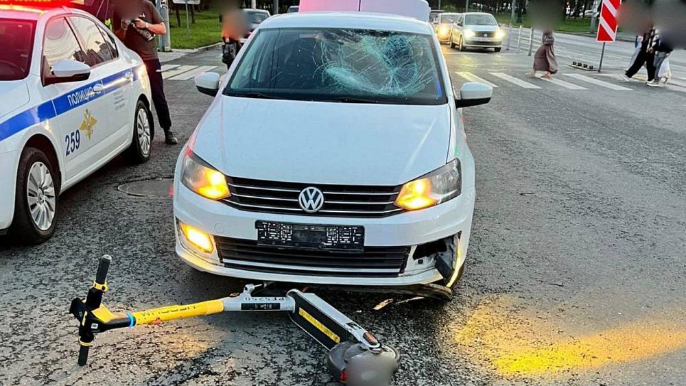 Электросамокатчик попал под колеса Volkswagen на северо-западе Челябинска