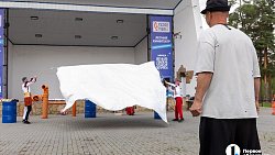 Челябинский театр кукол впервые за 90 лет вышел со спектаклем на улицы