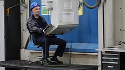 Антону Алиханову показали криогенные испытания на «Станкомаше» в Челябинске