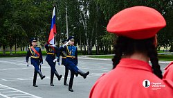 В Челябинске наградили победителей военно-спортивной игры «Юнавиа»