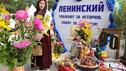 Городская выставка цветов и плодов прошла в Челябинске