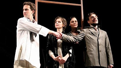 Евгений Цыганов и Полина Агуреева выступят в Челябинске с «Бесприданницей»