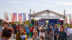 Жители Каслей обследовались у медиков на региональном фестивале «Большая семья»