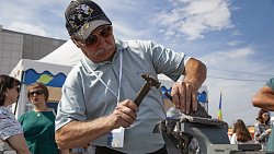 Жители Каслей обследовались у медиков на региональном фестивале «Большая семья»