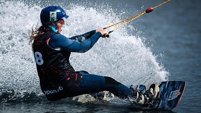 Спортсменка из Миасса стала чемпионкой России по вейкбордингу