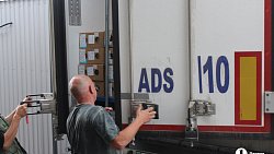 В Челябинск к 1 сентября привезли 7 тонн роз, гортензий и лилий из Китая