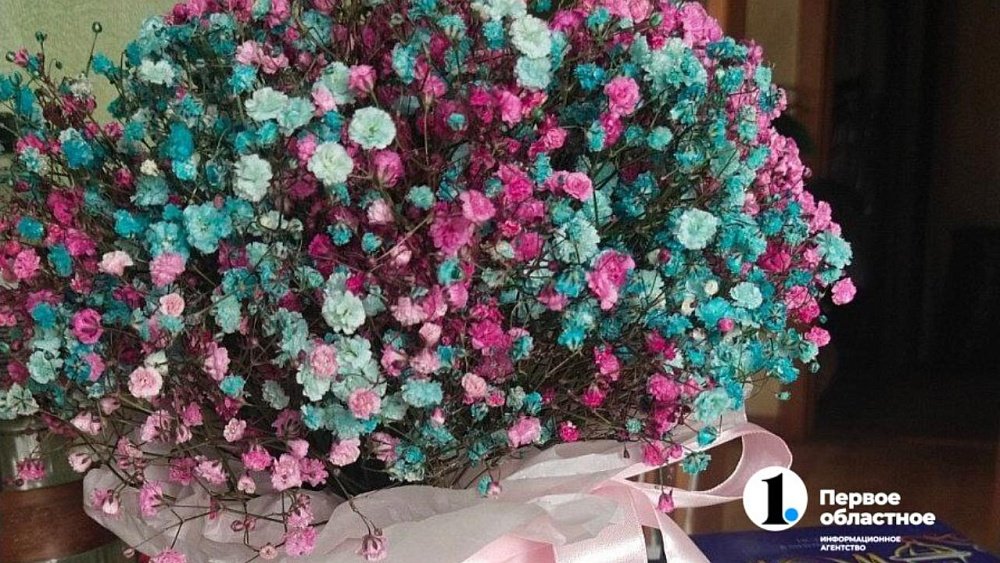 Букет цветов обошелся челябинке в 12 миллионов
