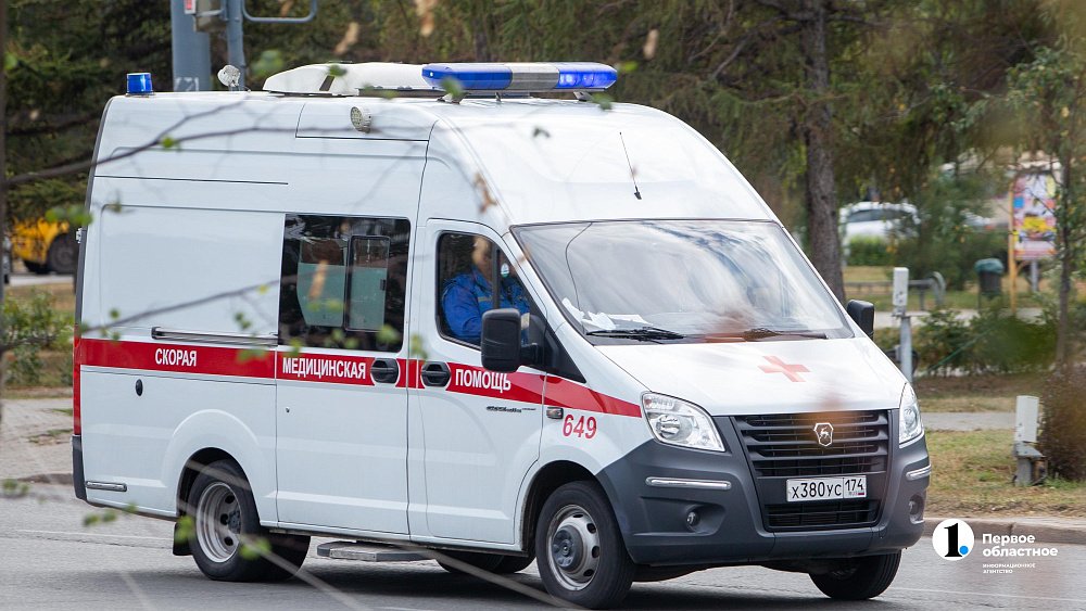 В Челябинске водитель Chevrolet сбил курьера-велосипедиста