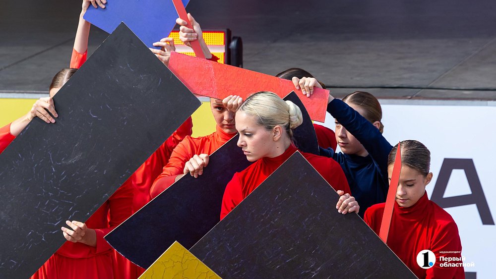 В челябинском Арт‑сквере прошел фестиваль «Неискусственно»