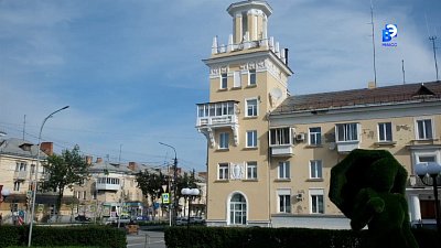 Юные художники Миасса осваивают пленэр