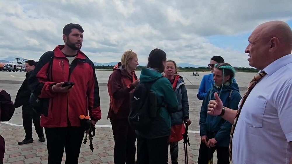 На Курилах завершили поиски пропавшей туристической группы