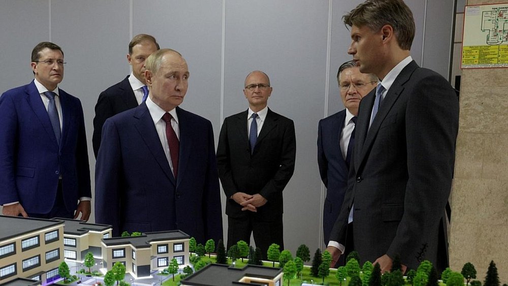 Глава Росатома представил президенту макет кампуса «Новый Снежинск»