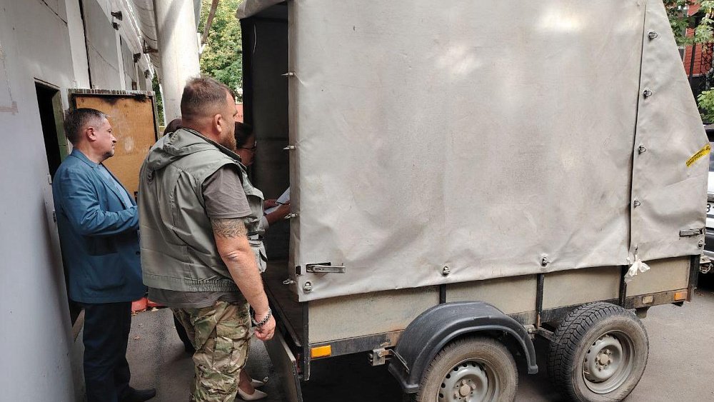 Из Челябинска в зону СВО доставили спецоборудование для связистов