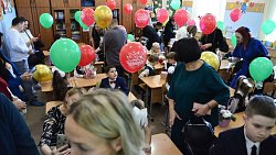 В Челябинской области проходят линейки в честь 1 сентября