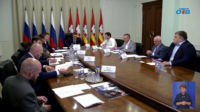 Губернатор Алексей Текслер поздравил южноуральских боксеров