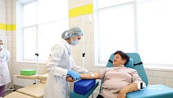 Алексей Текслер посетил расширенную поликлинику «Полимедика» в поселке Западном