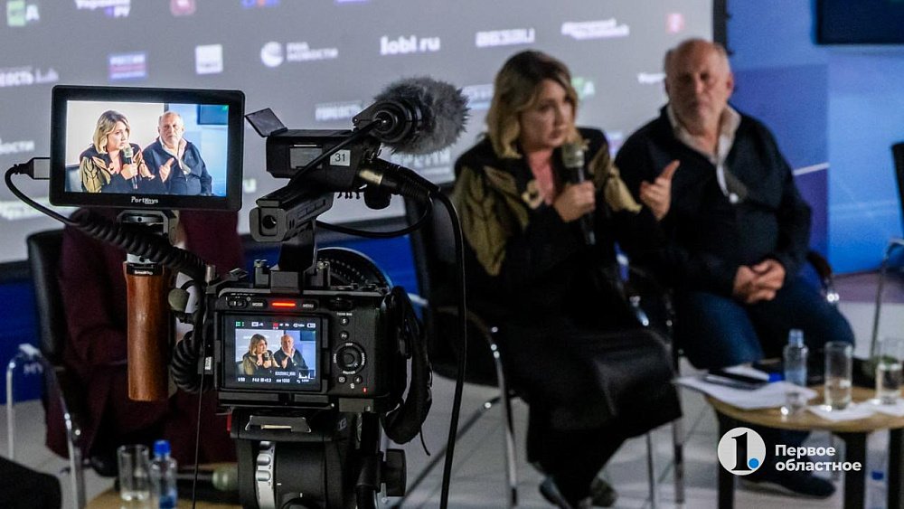 Челябинцам бесплатно покажут 14 картин о войне и мире в Донбассе