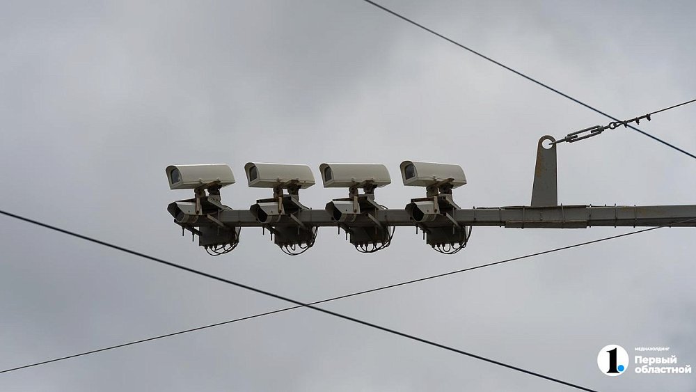 В Челябинске 7 камер будут ловить машины, не пропускающие пешеходов