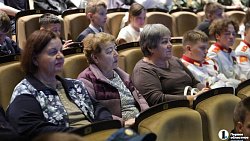 «Донбасс. Вторая жизнь»: челябинские журналисты сняли фильм о помощи подшефным территориям