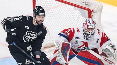 «Локомотив» выиграл у «Трактора» в матче открытия чемпионата КХЛ