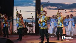 «RT.Док: Время наших героев» рассказал южноуральской молодежи правду про СВО