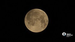 Челябинец заснял все фазы затмения «кровавой» луны 7 сентября