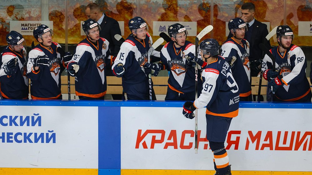 Хоккейный клуб «Магнитка» вырвал победу у «Тороса» в чемпионате ВХЛ