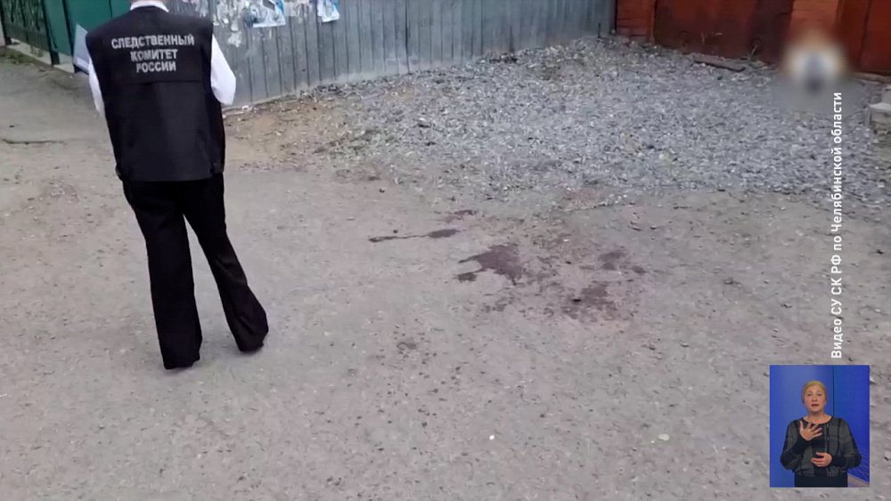 В Троицке бывший заключенный напал на полицейского с ножом