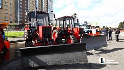 Муниципалитеты Челябинской области будут очищать 123 новые уборочные машины